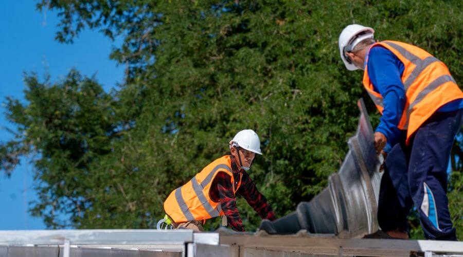 Expert top industrial roofings services in Edenville, MI